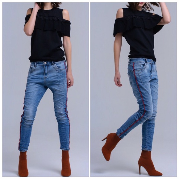 🆕Medium Blue High-Waist Straight-Leg  Skinny Boyfriend Jeans With Red Piping - Picture 3 of 5